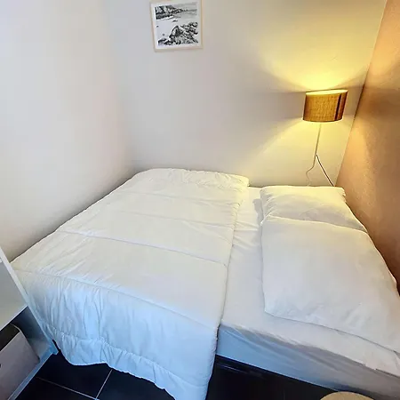 Rdc Pres De La Avec Terrasse Et Wi-fi - Fr-1-361-555 Jullouville-les-Pins