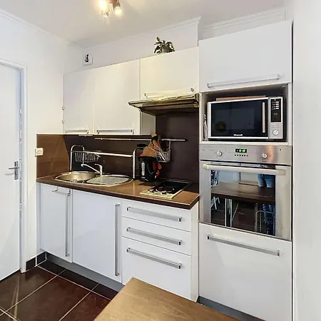 Rdc Pres De La Avec Terrasse Et Wi-fi - Fr-1-361-555 * Jullouville-les-Pins