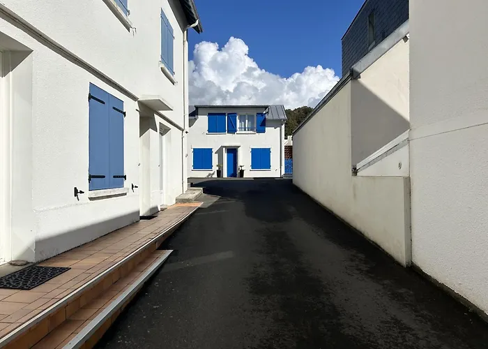 Rdc Pres De La Avec Terrasse Et Wi-fi - Fr-1-361-555 *