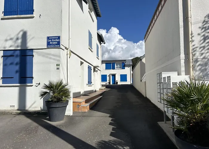 Rdc Pres De La Avec Terrasse Et Wi-fi - Fr-1-361-555 Lägenhet Jullouville-les-Pins